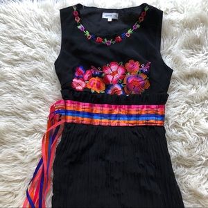 Black Sleeveless Maxi Dress With Embroidery Size S